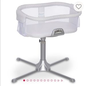 Halo bassinet